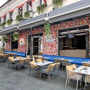 https://hotel-forty-one.bucharesthotelsnow.com