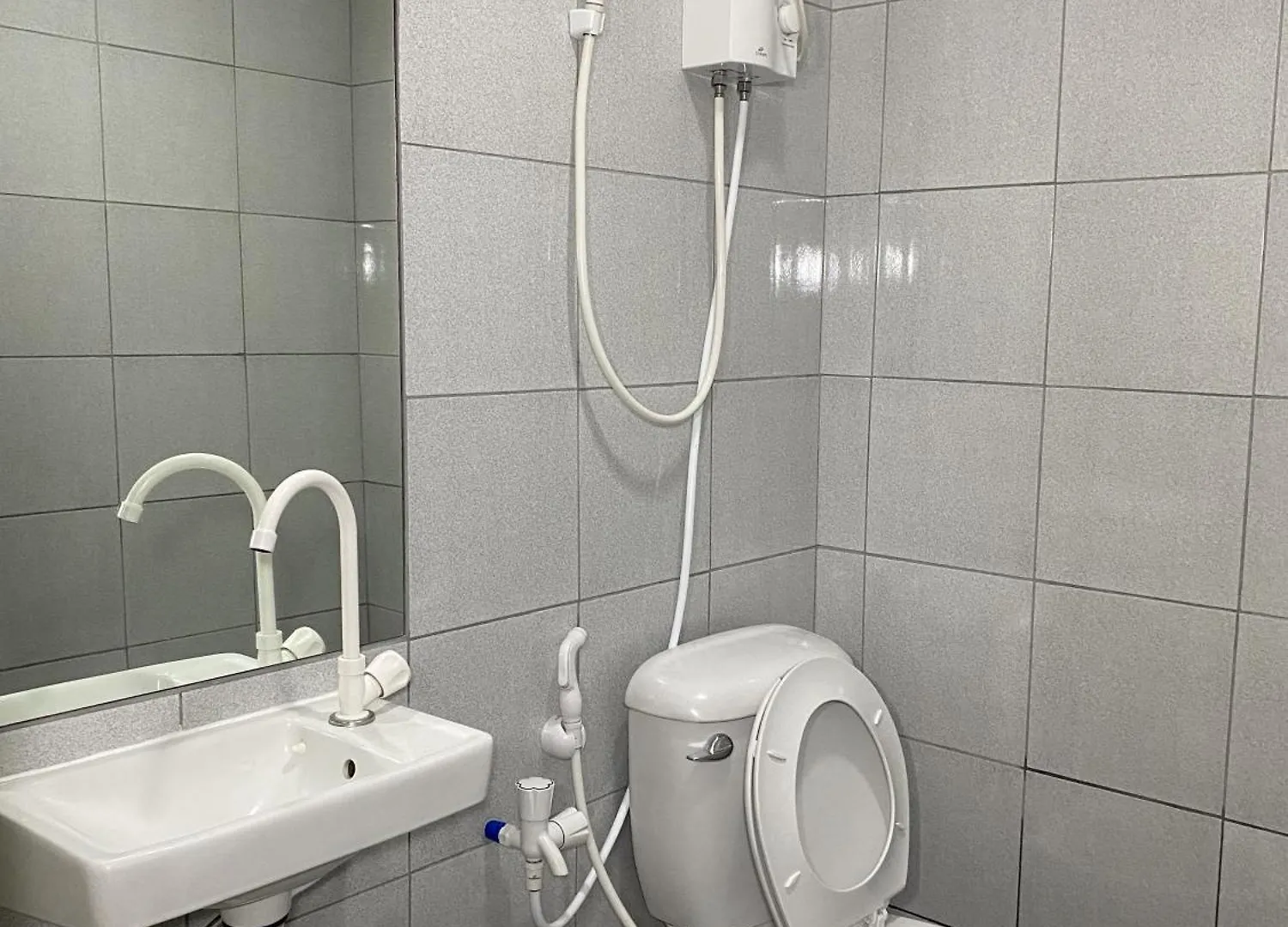 Dg Budget Hotel Salem Pasay Philippines